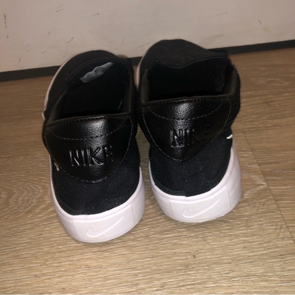Nike slip on shoes size 11 - Picture 4 of 7